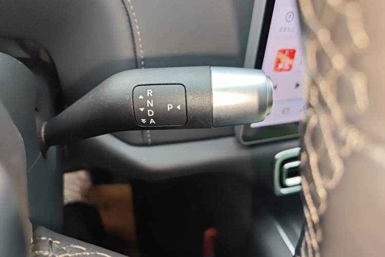 Used Li Auto L8 2023 Pro Model Gear Lever