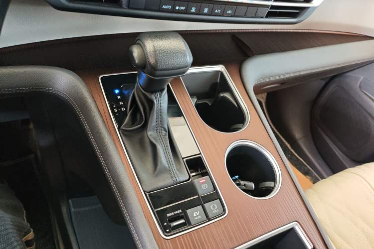 Used Toyota SIENNA 2021 2.5L Hybrid Comfort Edition