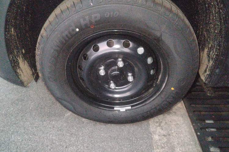 Used Wuling Hongguang New Energy 2024 All-Electric Model 300KM Practical Version