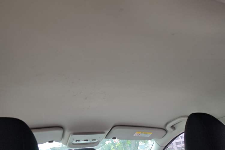 Used Nissan Qashqai 2016 2.0L CVT Elite Edition Headliner