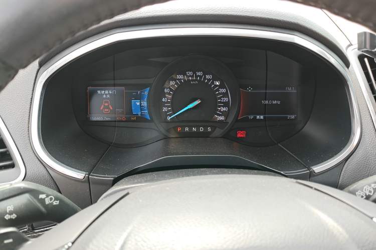 Used Ford Edge 2016 EcoBoost 330 V6 Four-Wheel Drive Sporty 7-Seater
