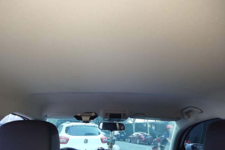 Used Qoros 3 2018 Sedan 1.6L Automatic Leading Model Headliner