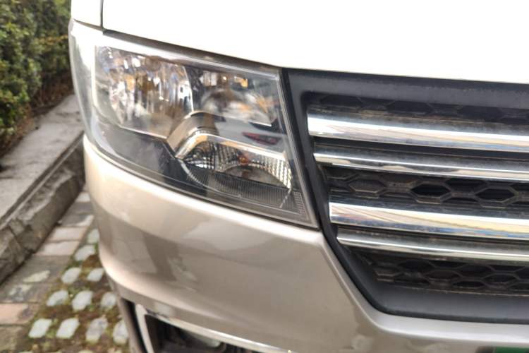 Used Jinbei New Hiace X30L 2024 Wealth Edition Passenger Vehicle 5/6/7 Seater