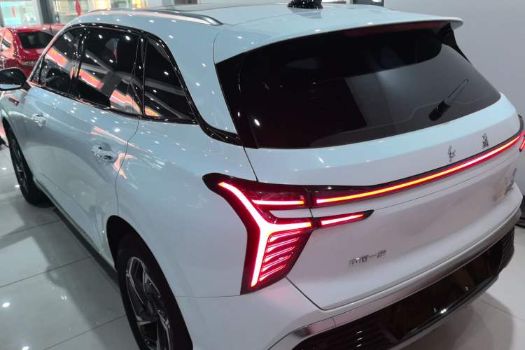 Used Hongqi HS3 2023 1.5T Two-Wheel Drive Shanwei Edition Rear Left 45 Deg