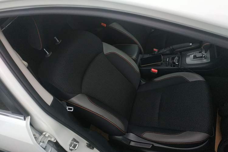 Used Subaru XV 2016 2.0i Comfort Navigation Edition Right Front Seat