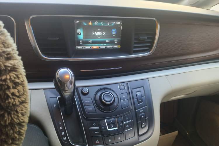 Used Buick GL8 2018 28T Luxury Model China VI Standard