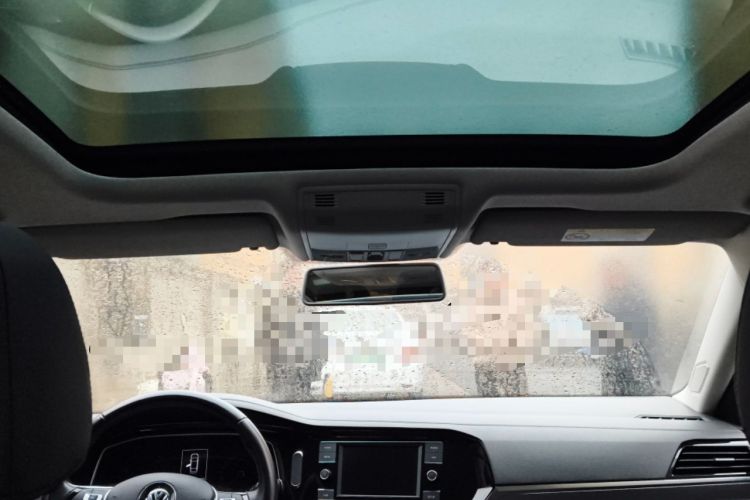 Used Volkswagen Sagitar 2019 200TSI DSG Comfort Version China VI Standard Headliner