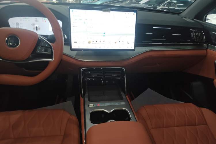 Used BYD Tang New Energy 2025 Model Smart Drive Version DM-i 175KM Prestige Version