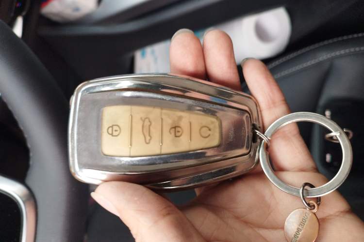 Used Geely Auto Haoyue 2020 1.8TD DCT Flagship 7-Seater Vehicle Key