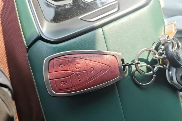 Used CHANGAN UNI-T 2023 2nd Generation 1.5T Sport Edition Flagship Version