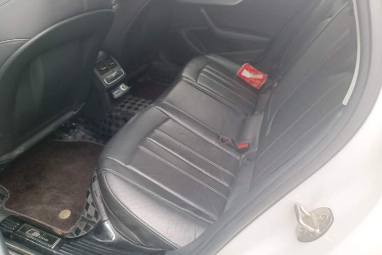 Used Audi A4L 2022 40 TFSI Fashion Dynamic Model
