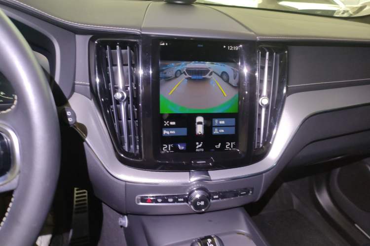 Used Volvo XC60 2021 T5 4x4 Zhiyi Sport Edition
