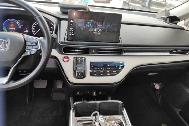 Used Honda Elysion 2022 2.0L eHEV Luxury Edition
