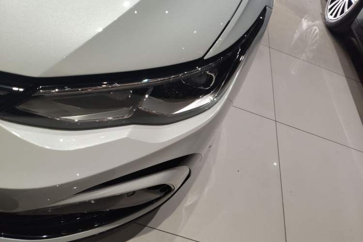 Used Volkswagen Golf 2021 280TSI DSG R-Line Left Front Headlight