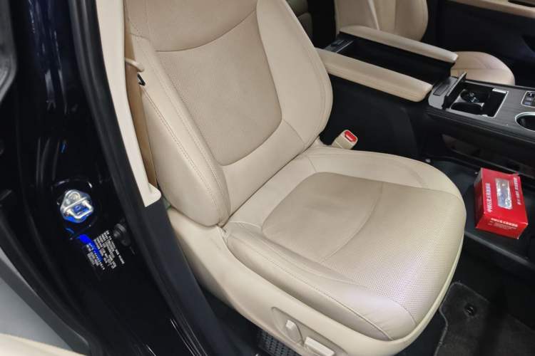 Used Toyota Sienna 2021 2.5L Hybrid Ultimate Edition