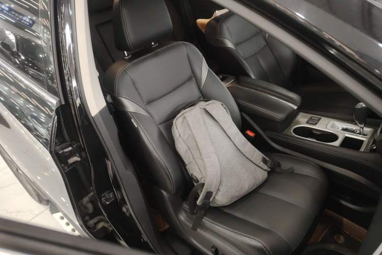 Used Nissan Murano 2021 2.5L XL Two-Wheel Drive Smart Connect Luxury Edition
