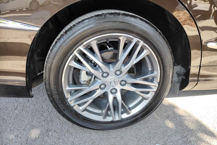 Used Honda Elysion 2019 2.0L Hybrid Luxury Edition
