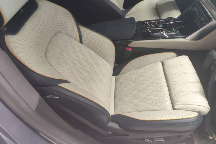 Used BYD Tang New Energy 2022 DM-p 215KM Four-Wheel Drive Flagship Model Right Front Seat