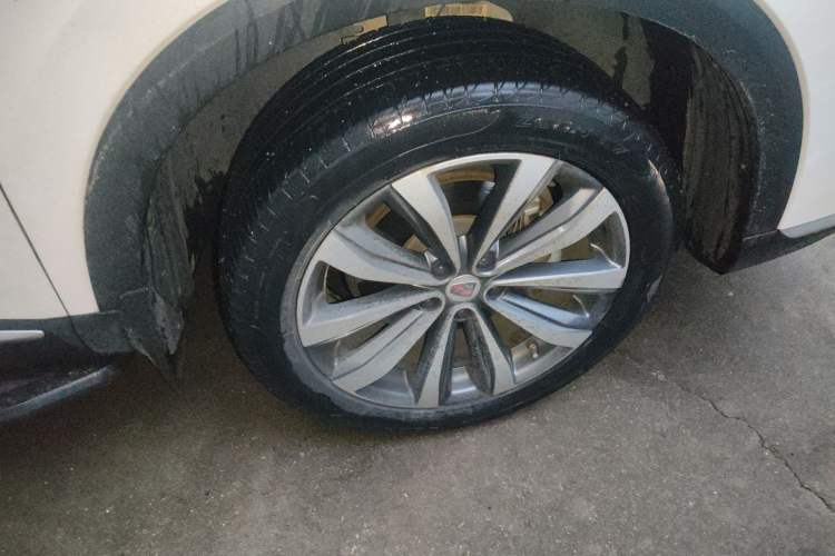 Used Roewe RX5 MAX 2019 300TGI Automatic Intelligent Driving Health Cabin Edition Right Front Wheel Hub