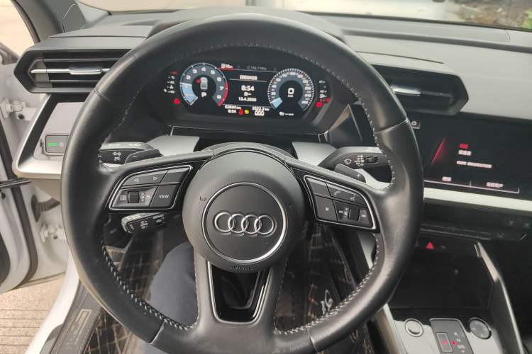 Used Audi A3 2021 A3L Limousine 35 TFSI Fashion Sport Model Steering Wheel