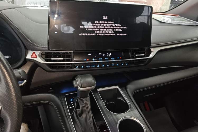 Used Toyota Sienna 2021 2.5L Hybrid Ultimate Edition