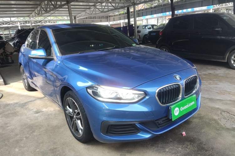 Used BMW 1 Series 2020 120i Fashion Model Front Right 45 Deg