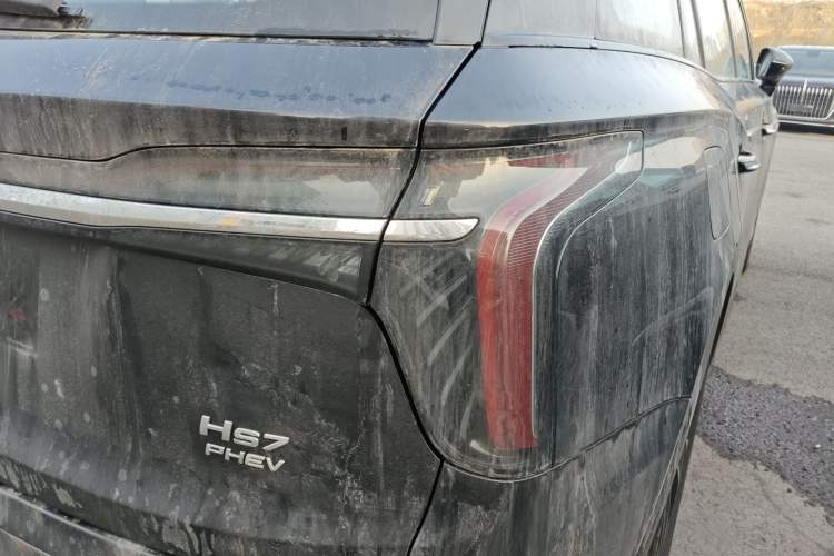 Used Hongqi HS7 PHEV 2024 2.0T PHEV Four-Wheel Drive Flagship Edition 6 Seats