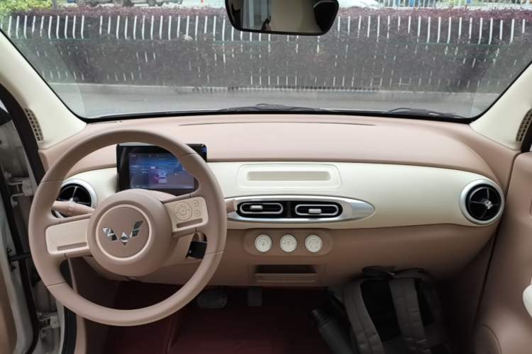 Used Wuling Hongguang MINIEV 2025 Four-Door Version Advanced Edition
