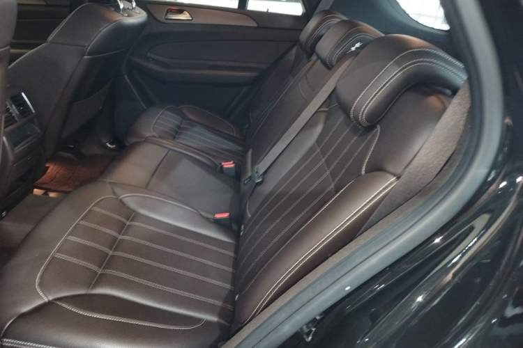 Used Mercedes-Benz GLE 2018 GLE 320 4MATIC Dynamic Edition Collector's Edition Left Rear Seat