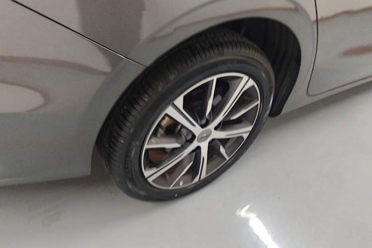 Used Geely Auto Emgrand 2022 4th Generation 1.5L CVT Luxury Model
