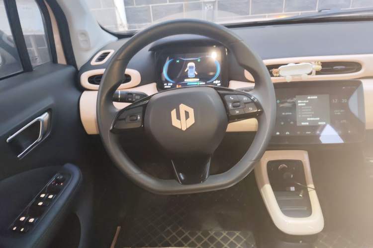 Used Leapmotor T03 2022 YAOJIN Edition
