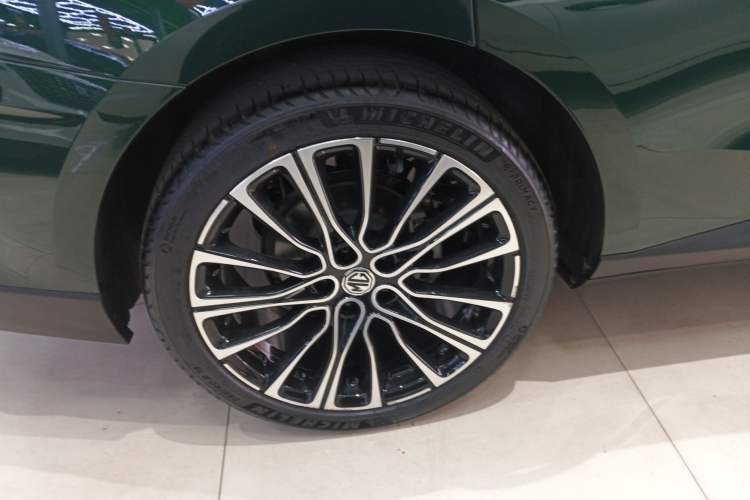 Used MG 7 2023 2.0T Automatic Hunter Luxury Edition