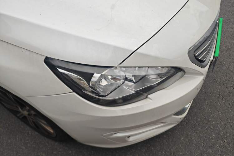 Used Peugeot 408 2014 1.8L Automatic Luxury Edition Right Front Headlight