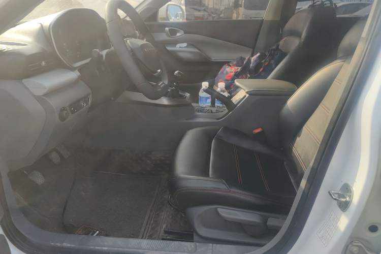 Used Baojun RC-5 2020 1.5L Manual Zhiyao Elite Edition