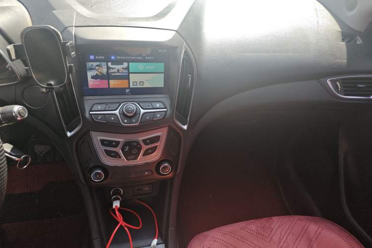 Used Chery Arrizo 5 2017 SPORT 1.5T Manual Luxury Edition Audio And AC Panel