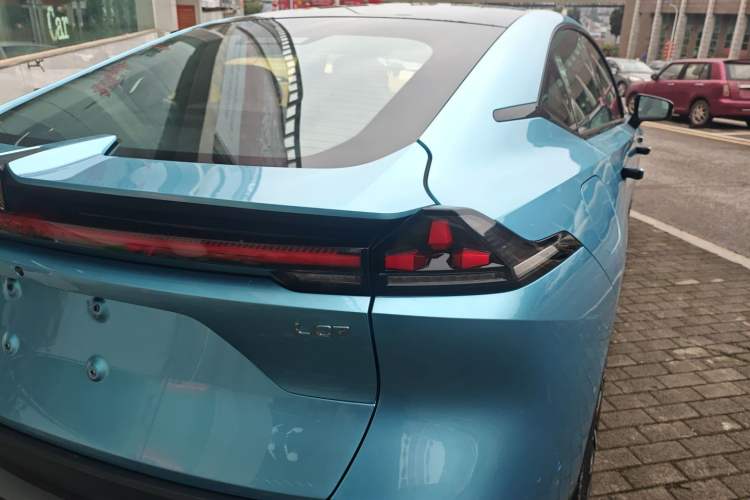 Used Deepal L07 2024 230Max Qiankun Intelligent Driving ADS SE Range-Extended Version
