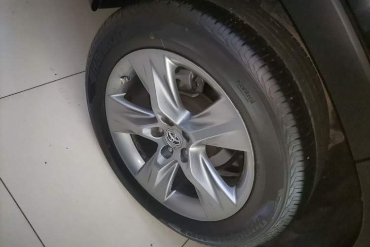 Used Toyota Highlander 2015 2.0T Four-Wheel Drive Ultimate Edition 7-Seater