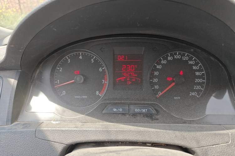 Used Volkswagen Santana 2015 1.6L Manual Fashion Edition Instrument Cluster