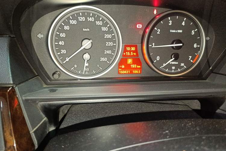 Used BMW 5 Series 2010 523Li Luxury Model Odometer Close Up