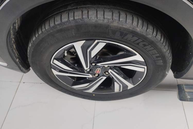 Used Hongqi HS5 2022 Revised Version 2.0T Smart Connect Flagship Edition Exterior 1