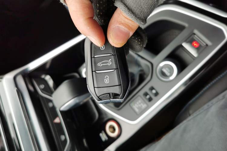 Used Peugeot 308 2016 350THP Automatic Prestige Edition
