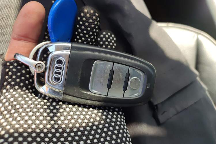 Used Audi Q3 2017 30 TFSI Fashion Model Vehicle Key