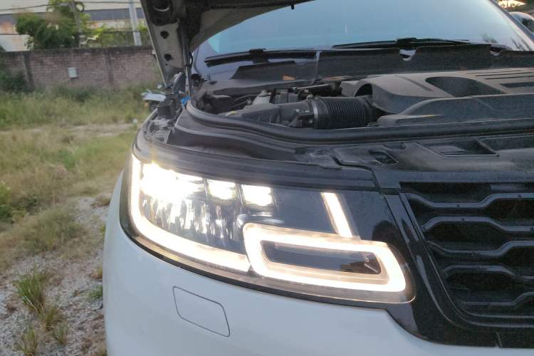 Used Land Rover Range Sport 2021 3.0 L6 YAO Black Edition Right Front Headlight