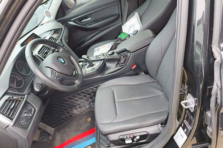 Used BMW 3 Series 2017 320Li M Sport Edition Left Front Seat