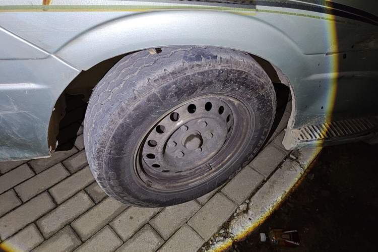 Used Jinbei Hiace 2014 2.0L Fifth-Generation Xiangyun Comfort Type 1 4G20C
