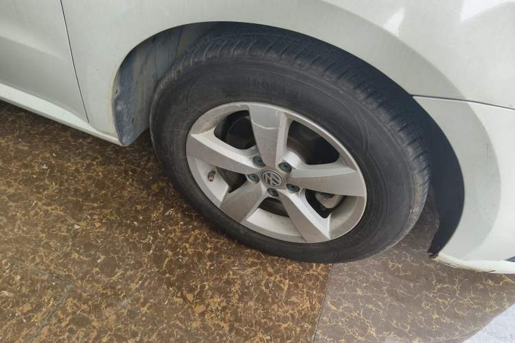 Used Volkswagen Lavida 2015 1.6L Automatic Fashion Edition
