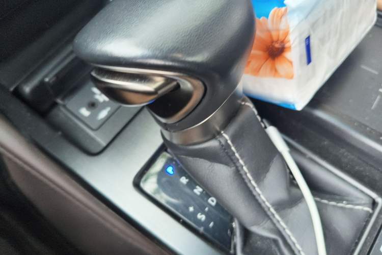 Used Lexus ES 2020 300h Premier Edition