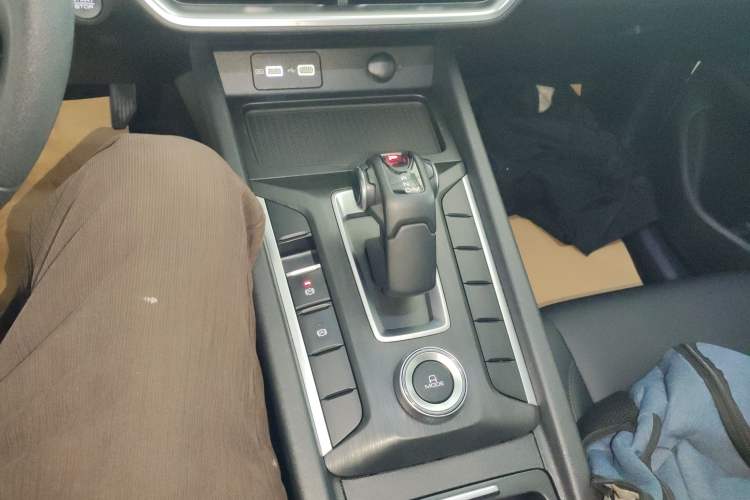 Used Great Wall Poer 2024 2.4T Commercial Version Automatic Diesel 4x4 Elite Edition
