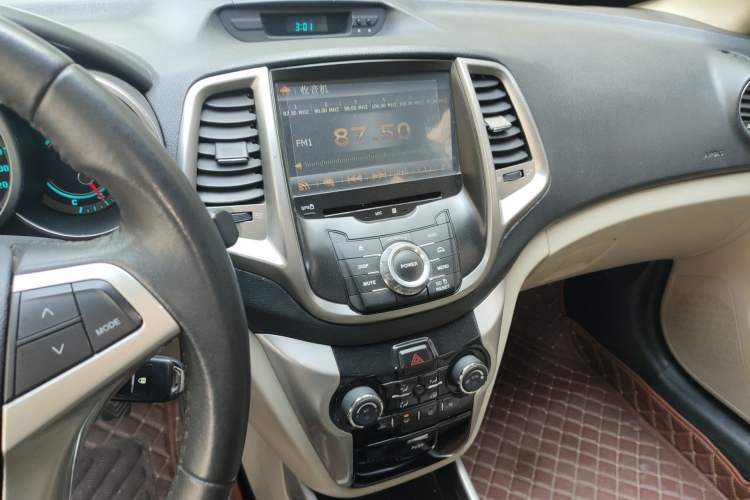 Used CHANGAN Eado 2012 1.6L Manual Luxury Model China IV Standard
