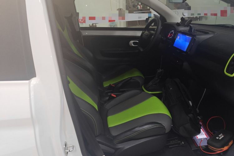 Used Roewe Clever 2021 302 km New Four-Seater Super-Efficient Version